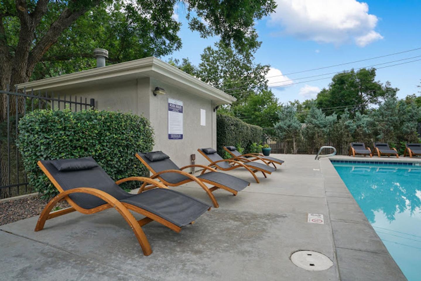 The Meridian at Lakewood Image 12