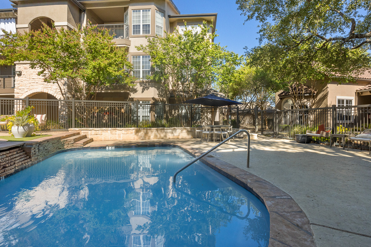 Villas at Rogers Ranch Image 7
