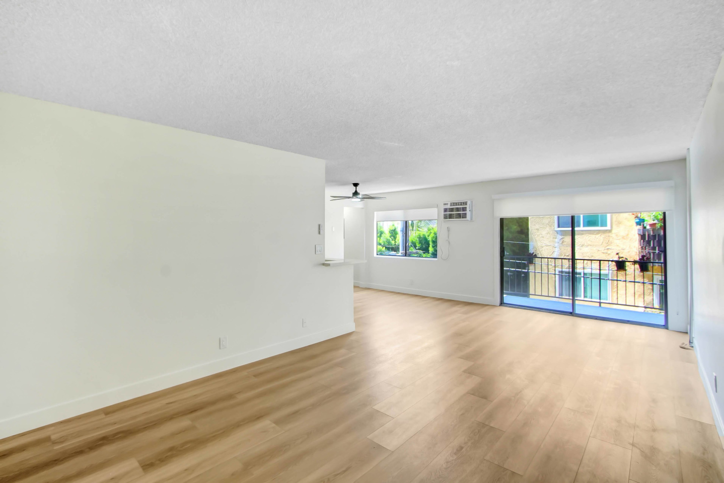 5403 West 8th Street Apartments Image 1