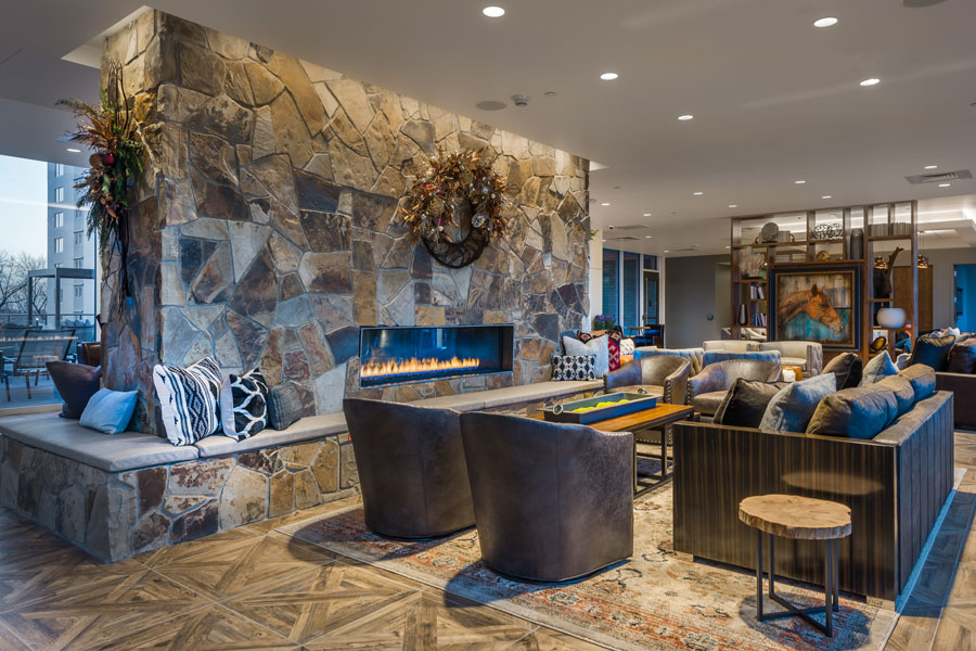 Country Club Towers Image 10