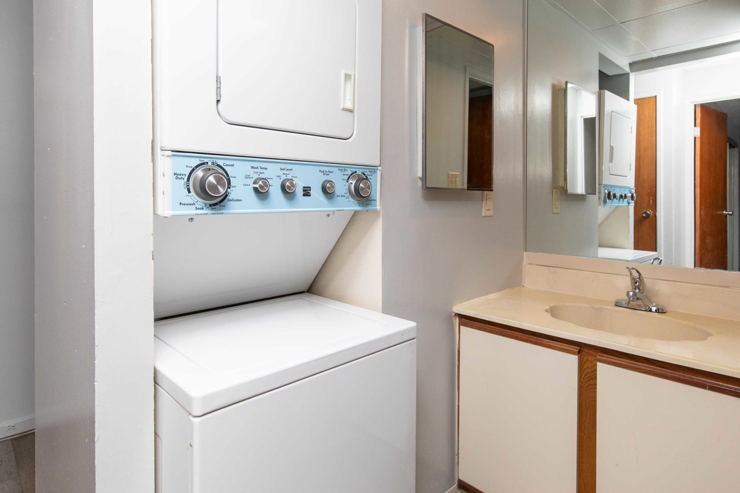 Premier Village Apartments Image 23