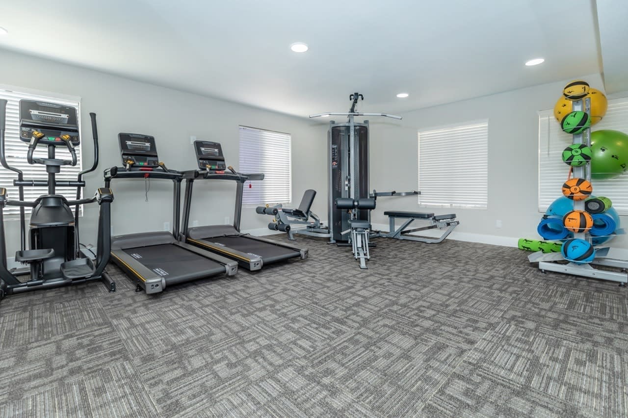 Rise Camelback Image 9