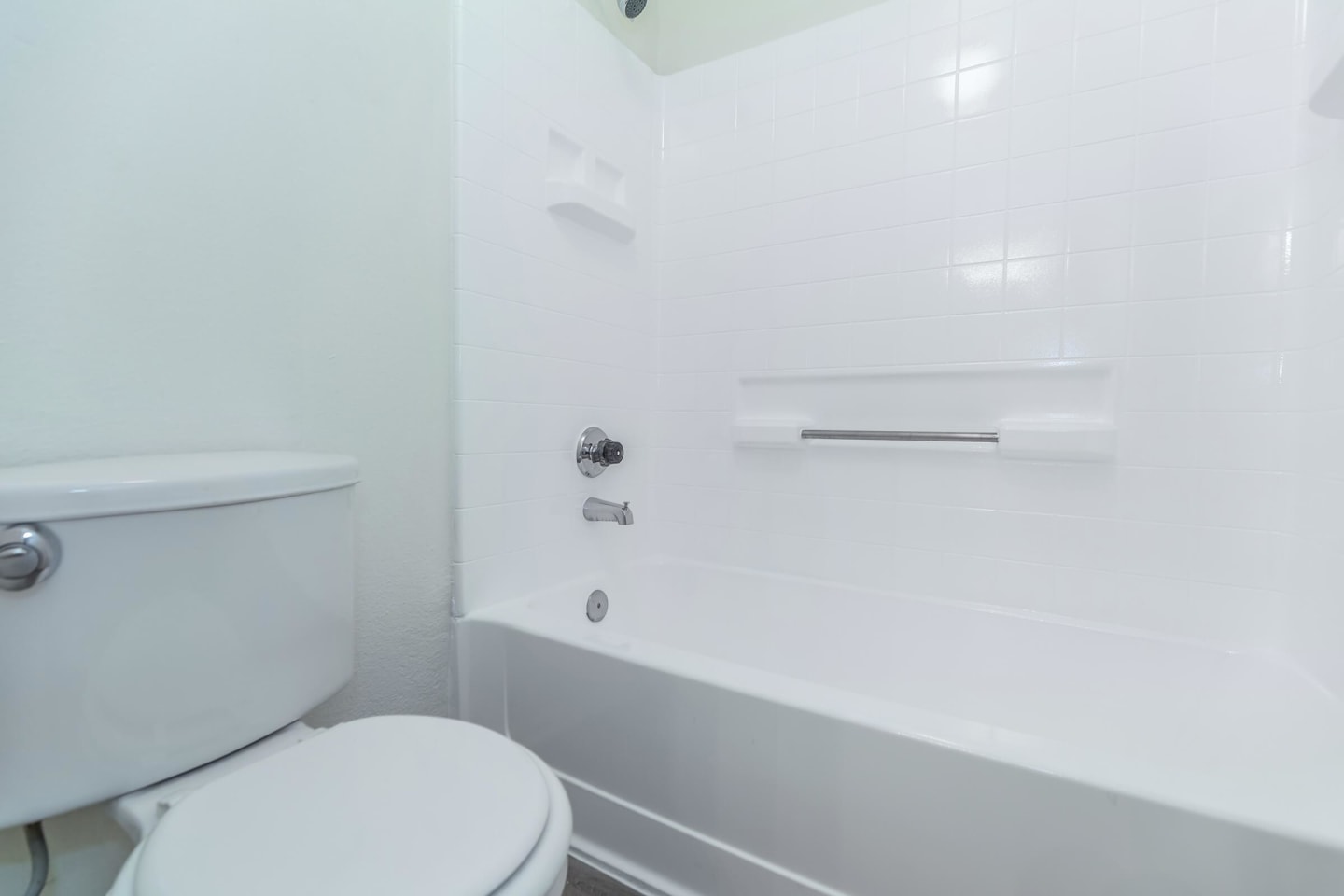 Pinecrest Apartment Homes Image 17