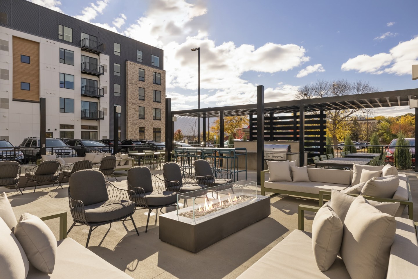 Savor Apartments Image 10