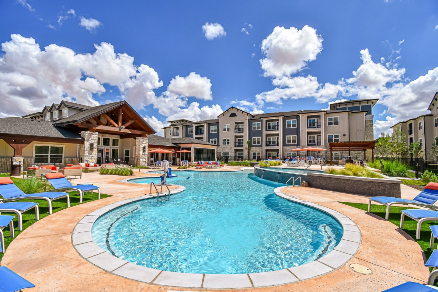 Aspire at Live Oak Image 10
