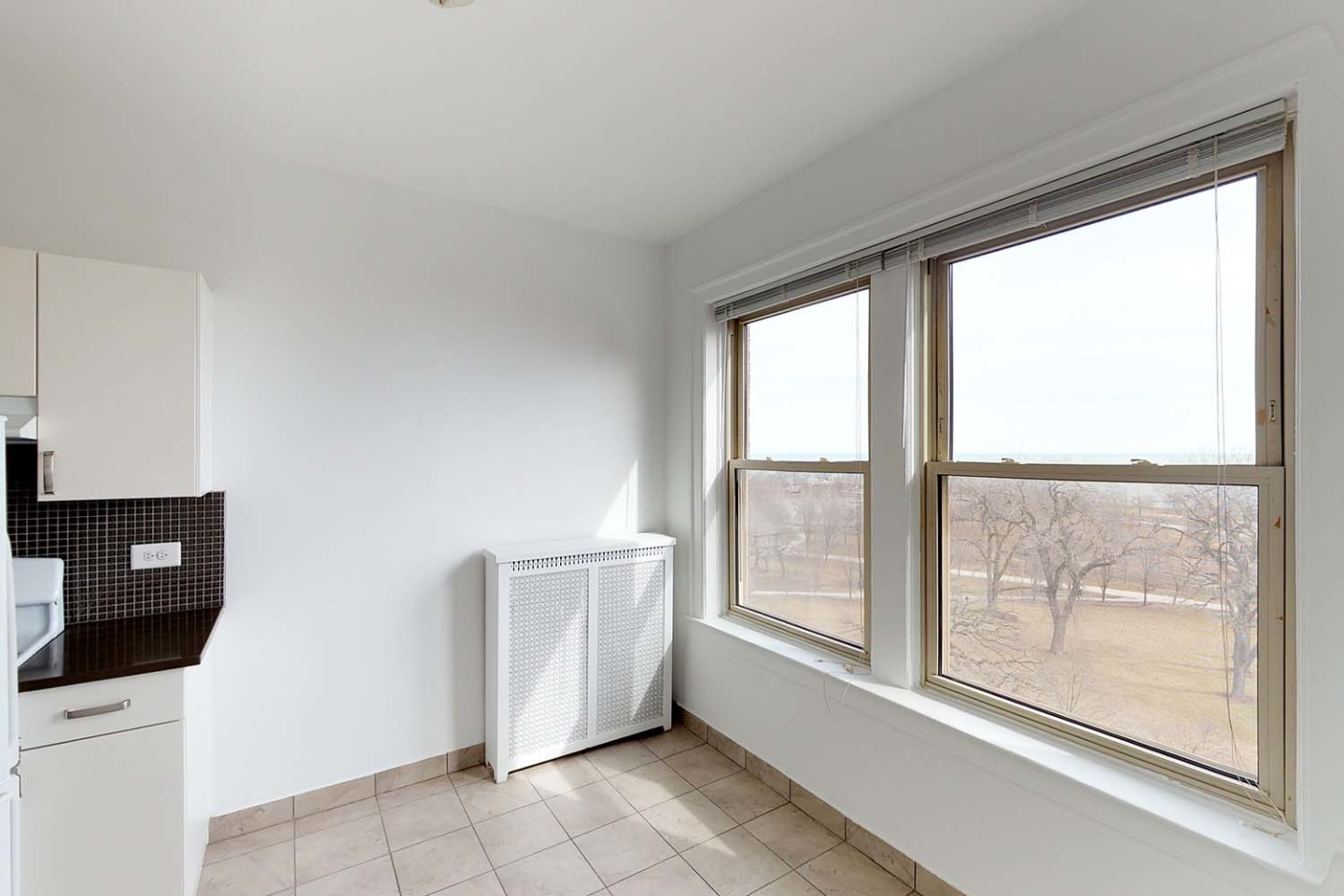 East Park Tower Image 17