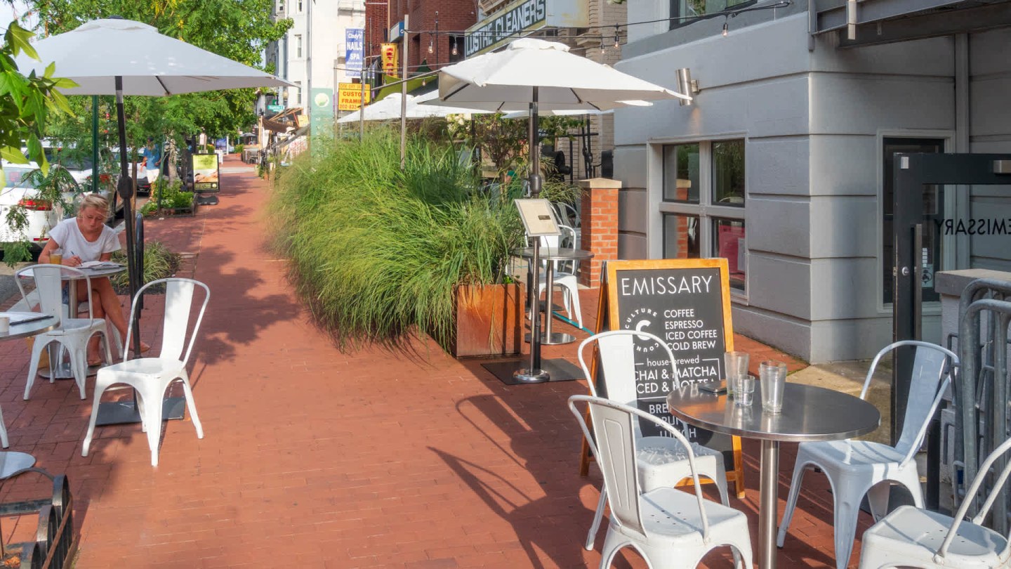 The Flats at Dupont Circle Image 37