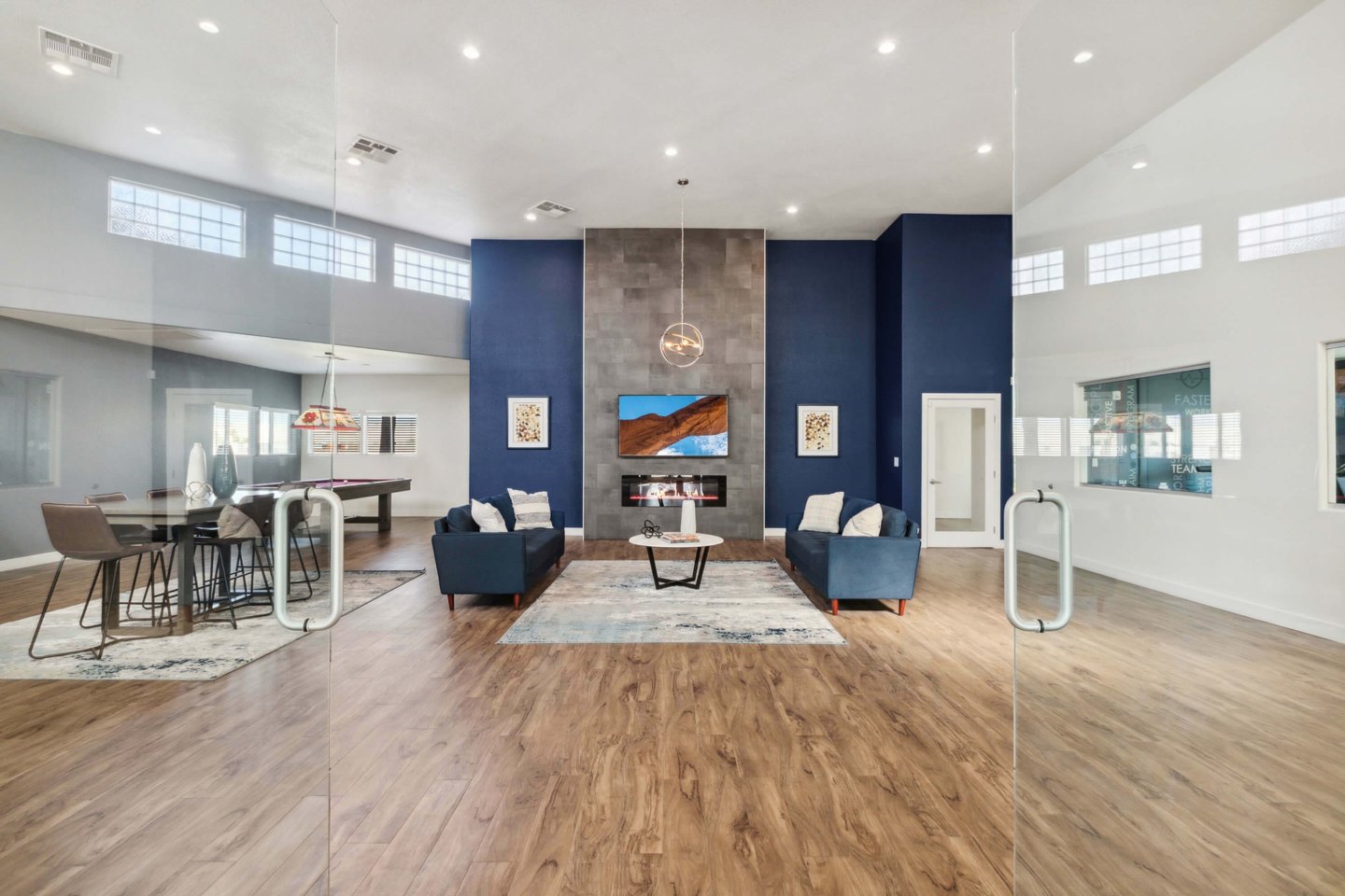 Sunrise Heights Image 13
