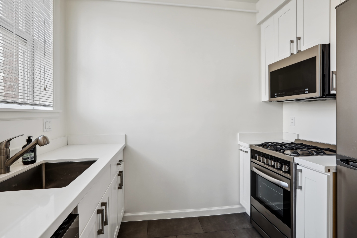 1425 Harrison Street Apartments Image 15