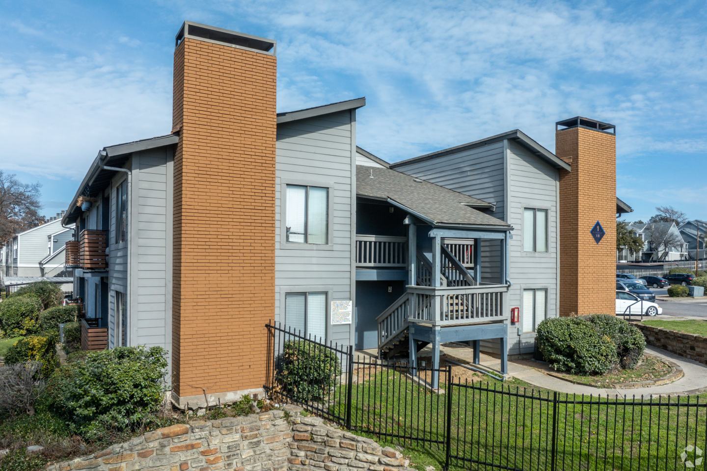 Eleven600 Apartments Image 7