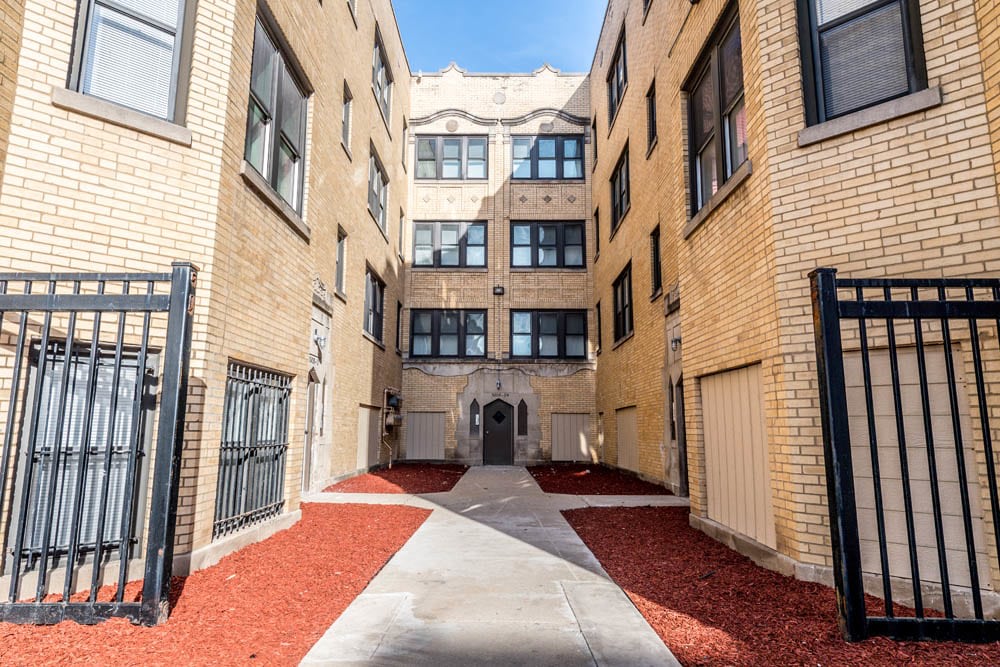 418 S Laramie Image 11