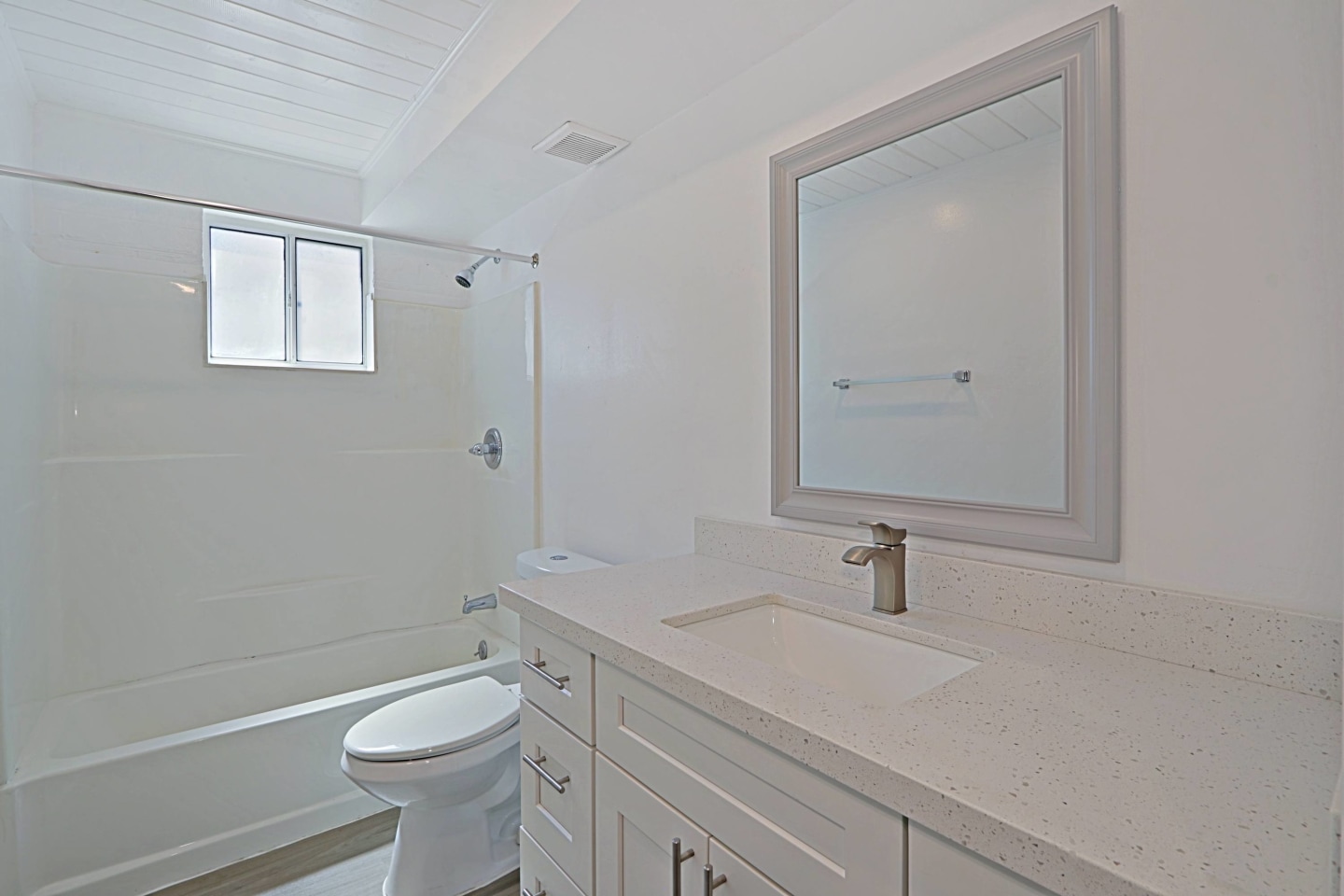 Pierson Place Apartments Image 9