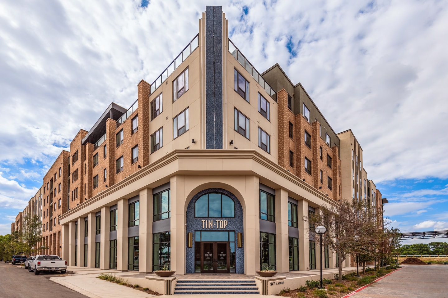 Tin Top Flats at the Creamery Image 86