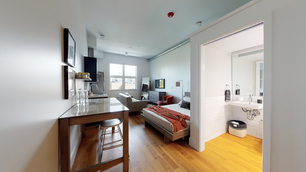 Studio 135 Image 3