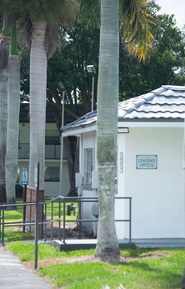 Park On Central Apartments Image 19