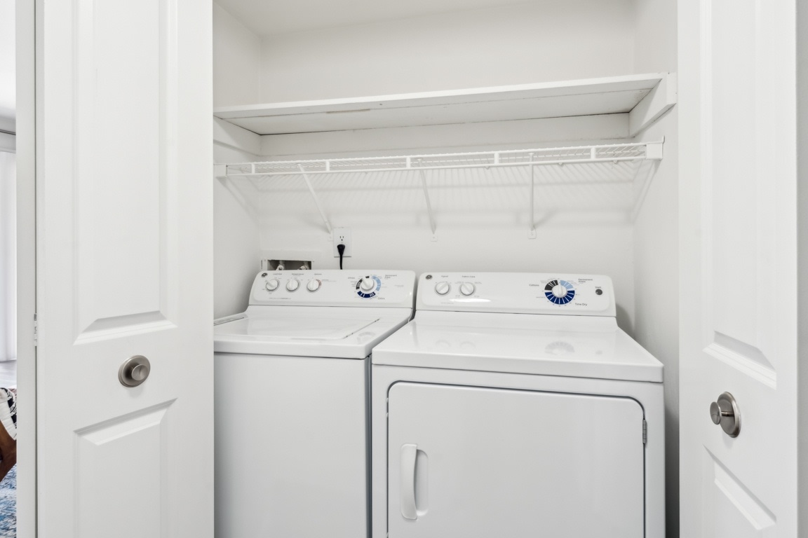 Linkhorn Bay Apartments Image 31