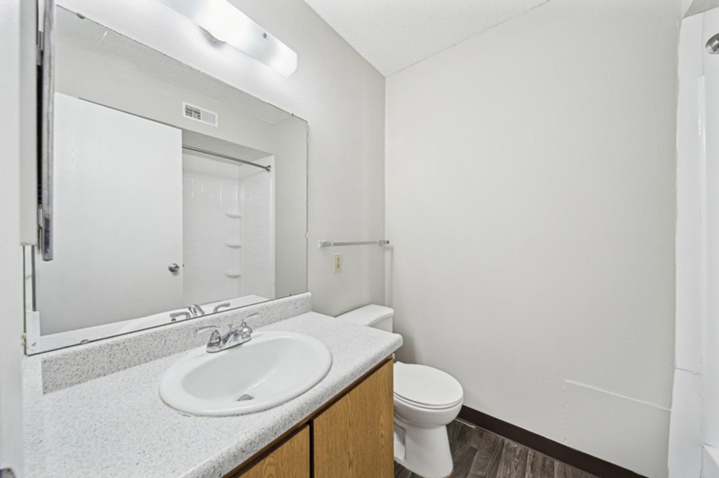 Fox Grove Apartments Image 20