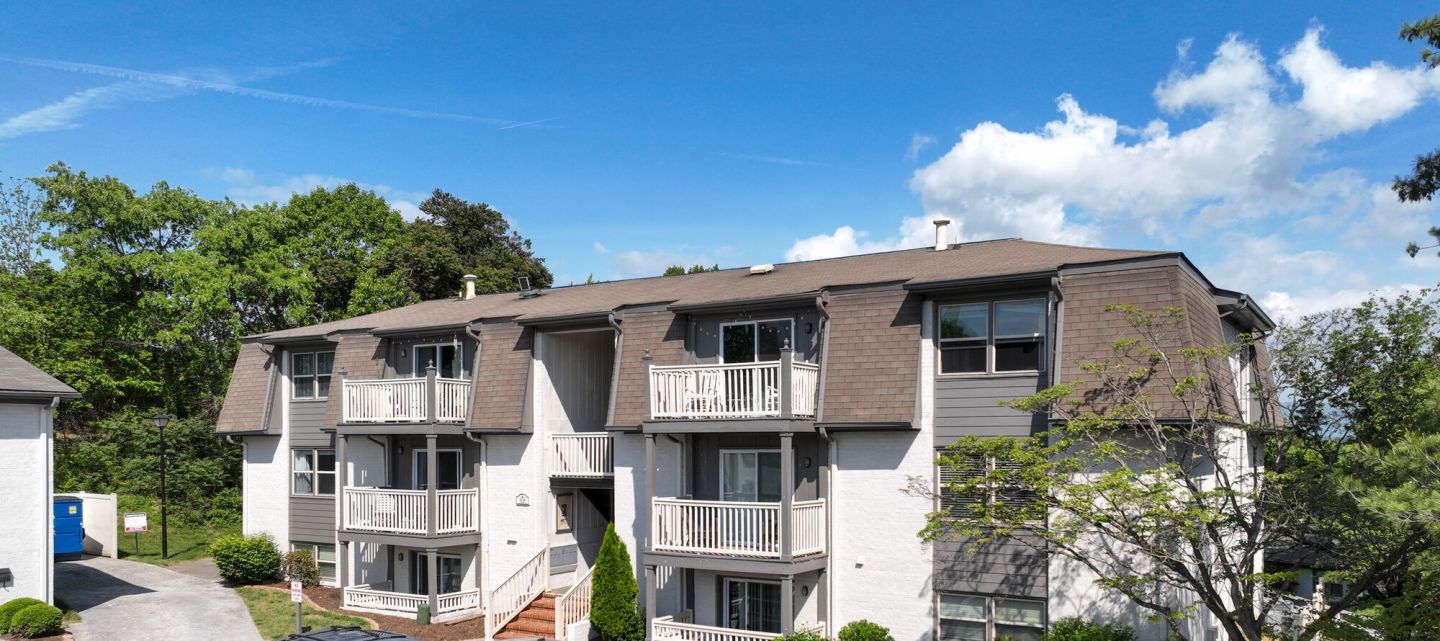 Cedar Point Apartments Image 16