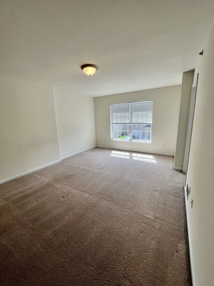 Ridgeview Townhomes and Apartments Image 24