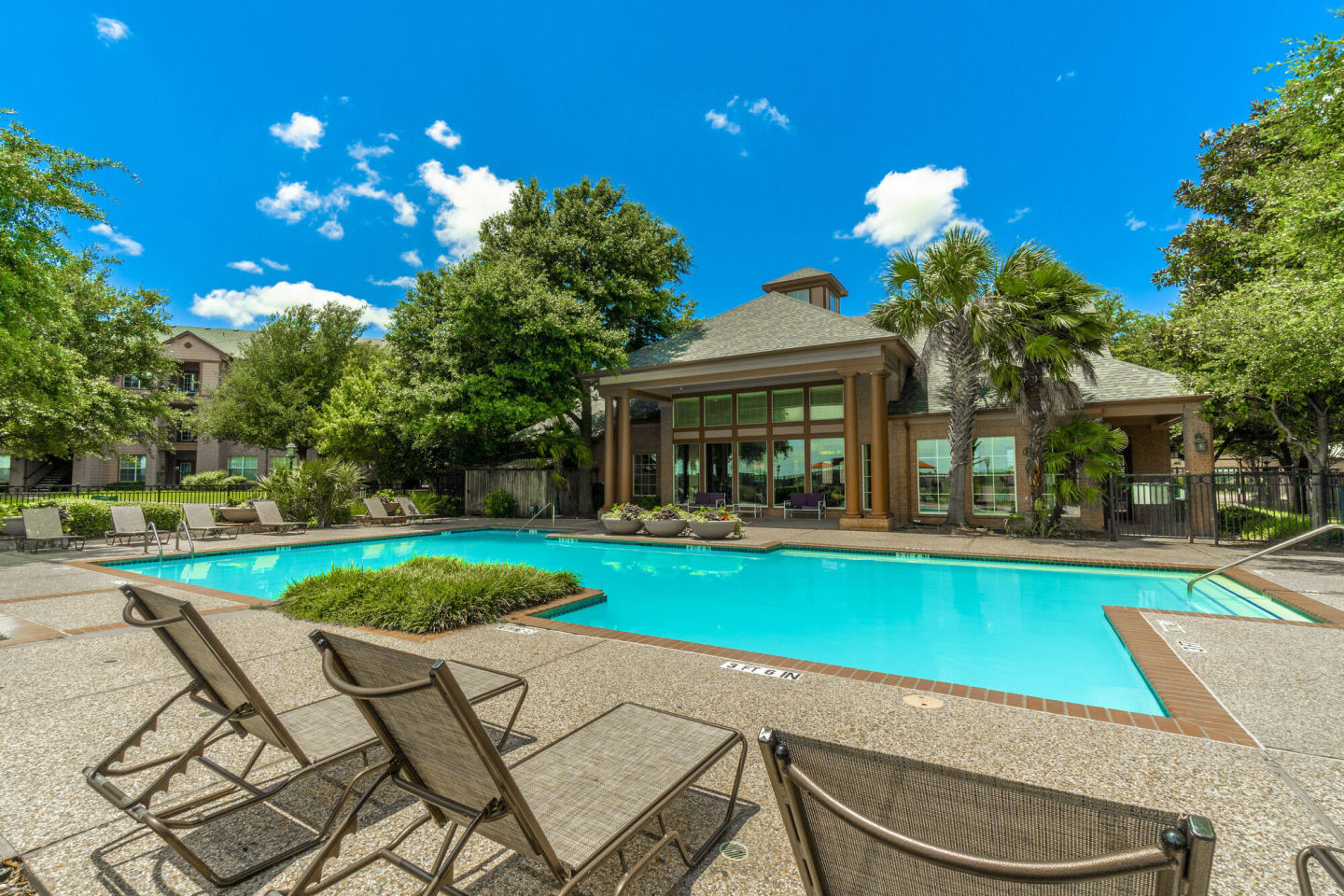 Blue Lake Villas Image 16