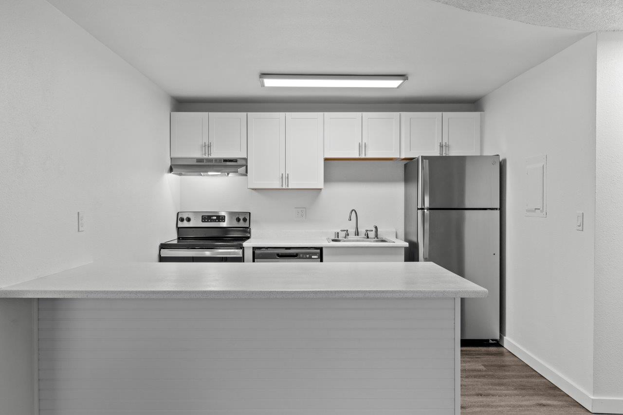 BRIX Image 10