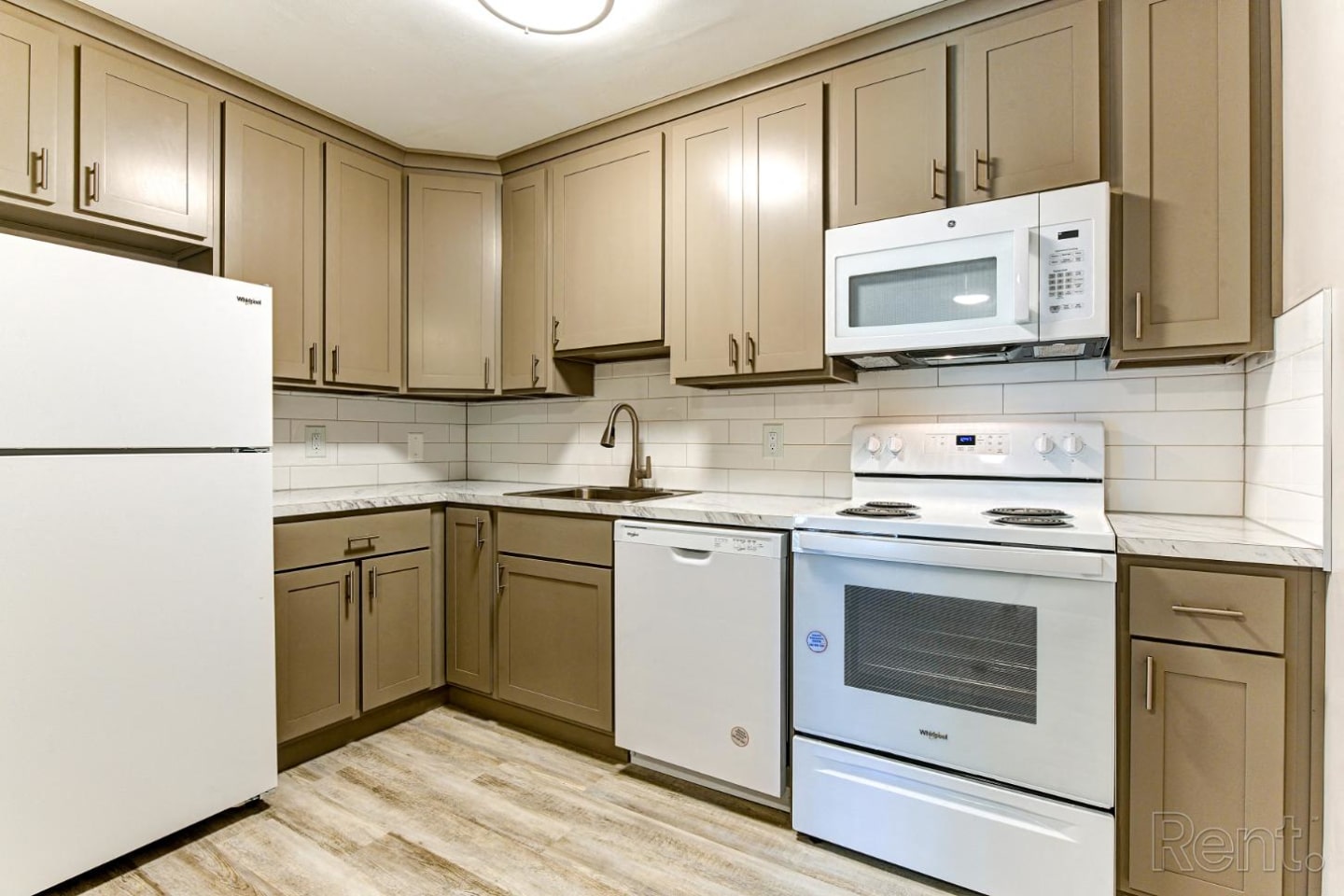 Maple Hill Apartments Image 2