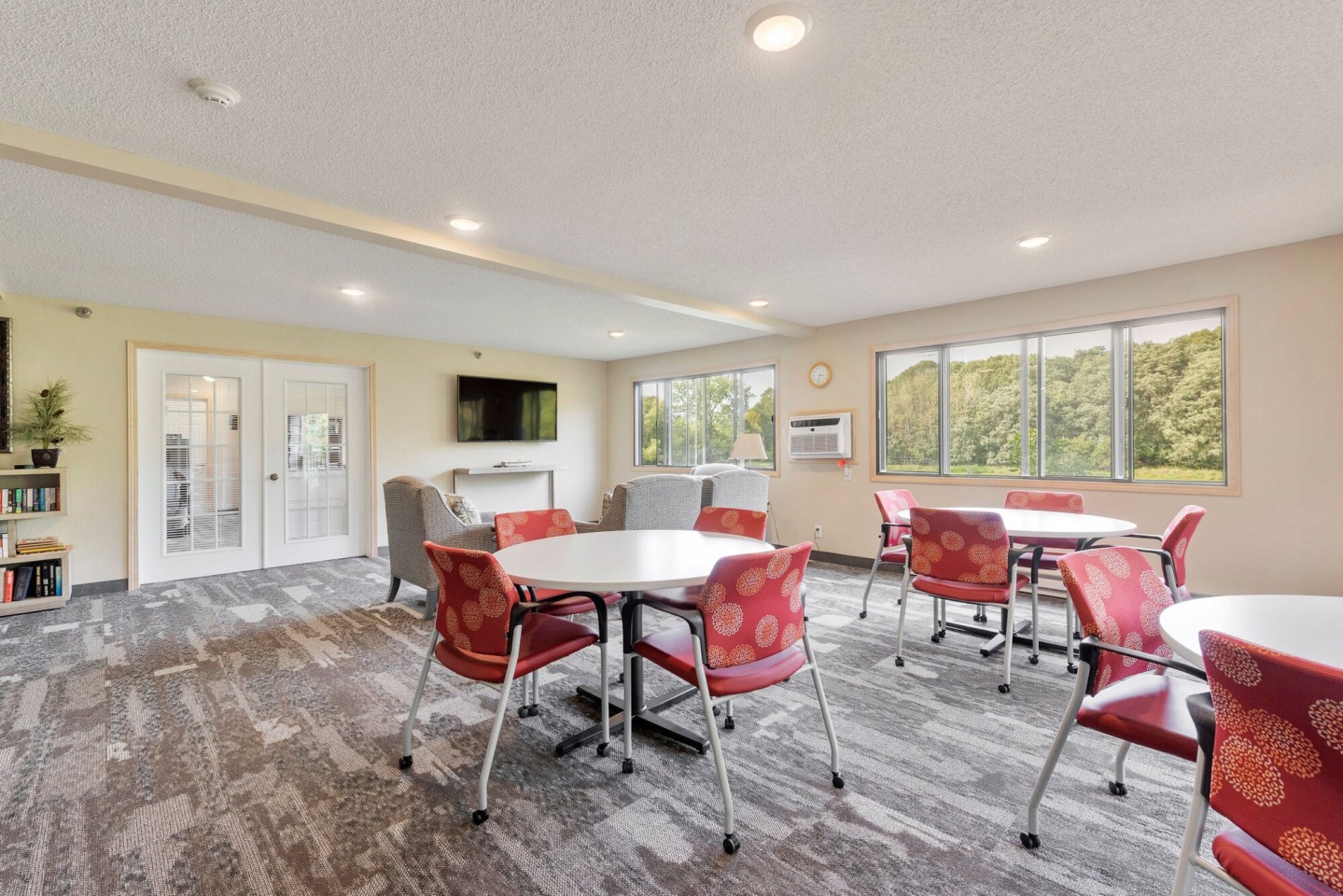 Lakewood Hills Image 23