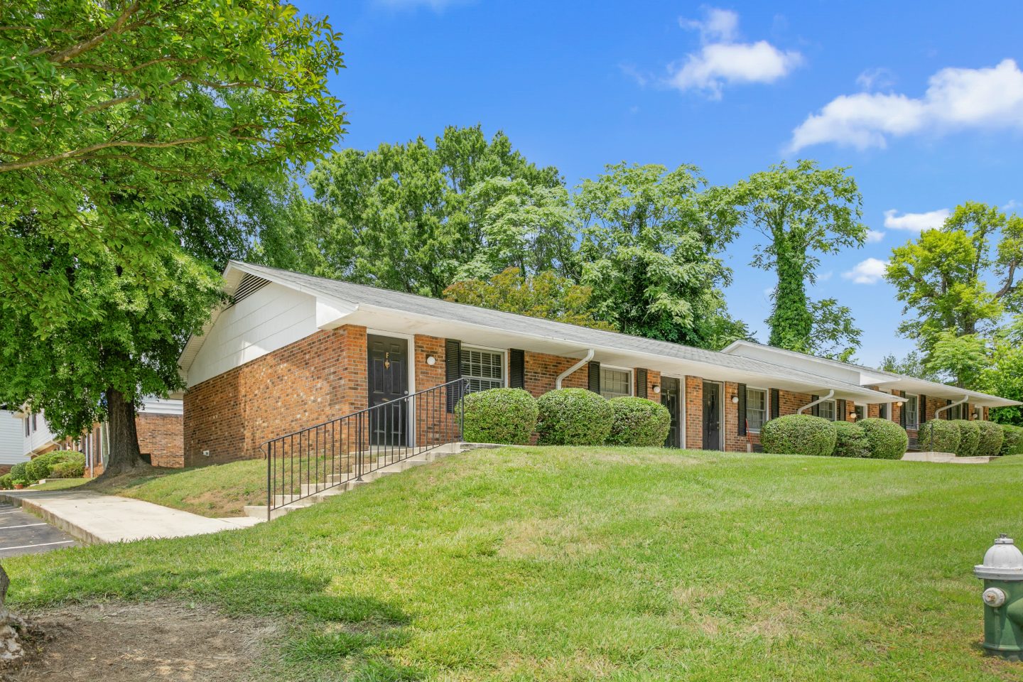 Meadowview Apartments and Townhomes Image 33