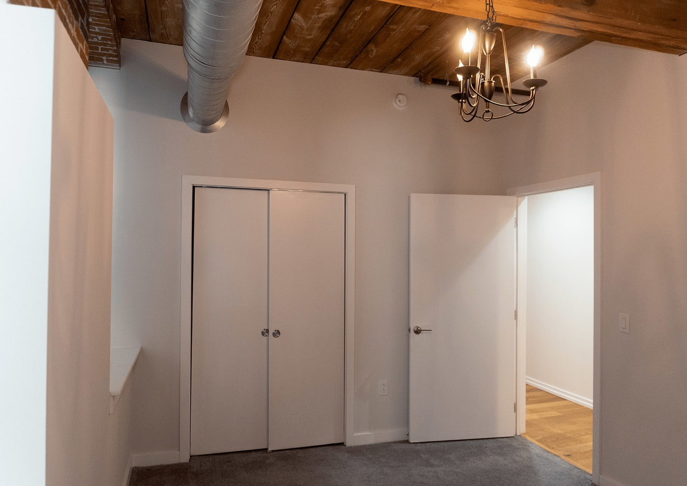 Cambridge Loft Image 8