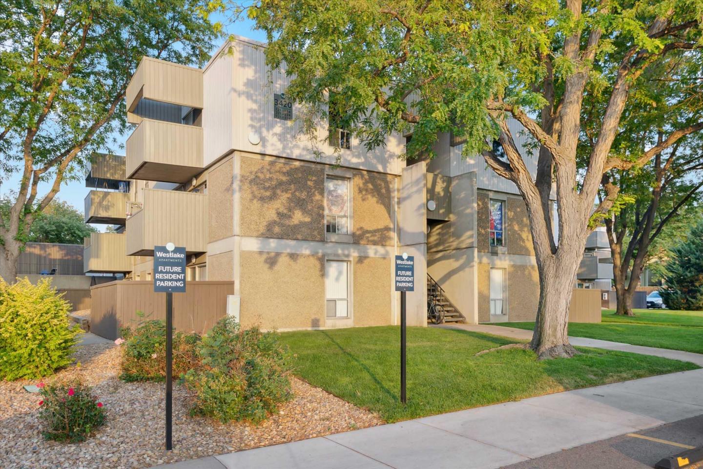 Westlake Apartments Image 43