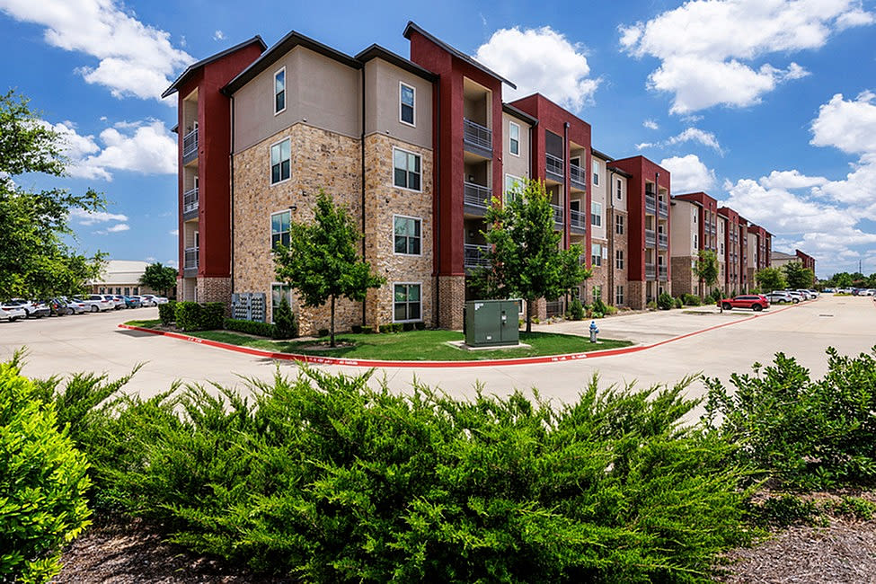 Larkspur at Twin Creeks - 55+ Senior Living Community Image 27