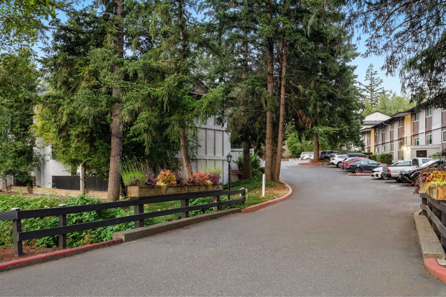 Montclair Terrace Image 10