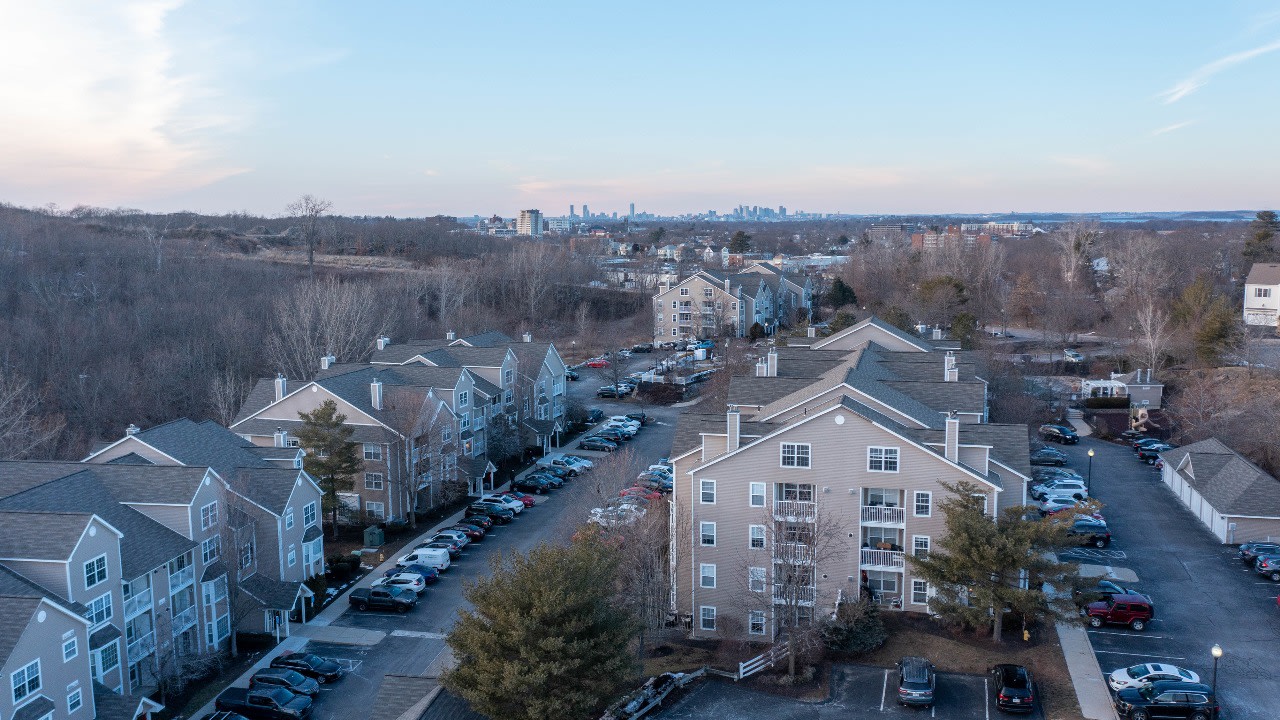 5 Hundred Falls Apartments Image 20