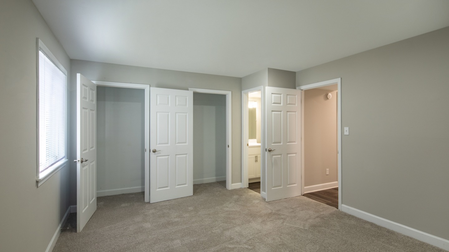 Four Seasons Image 36