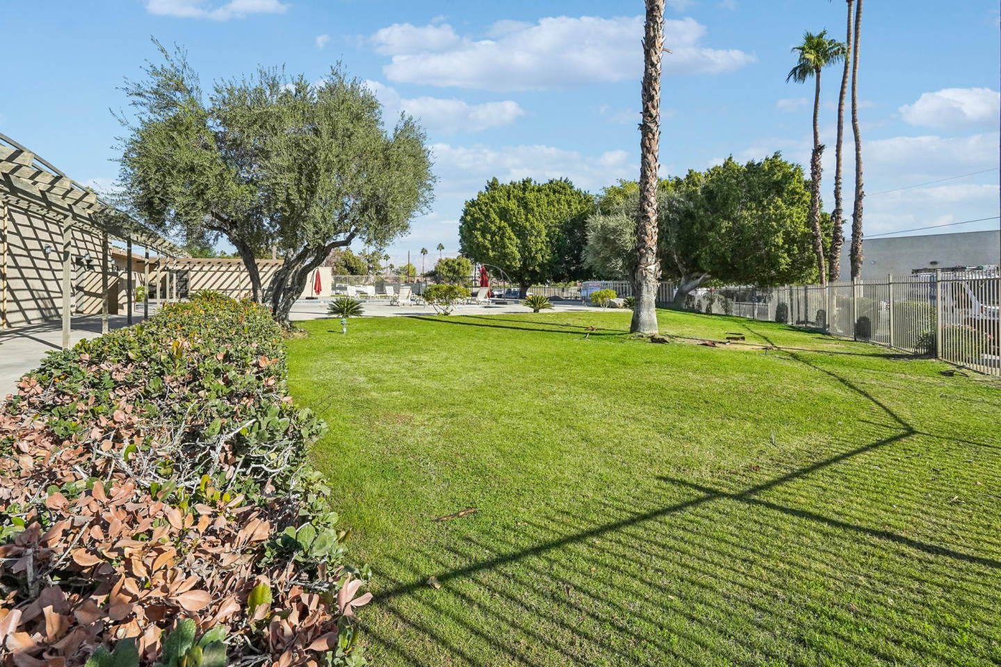 Desert Fountains at Palm Desert Apartments Image 2