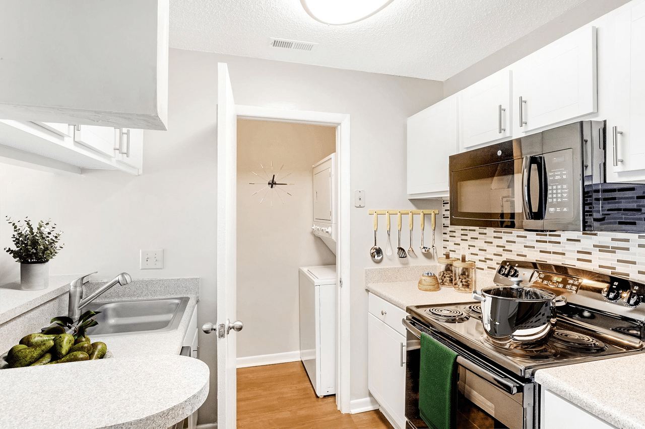 Affordable Housing - Paces Pointe Apartment Homes Image 98