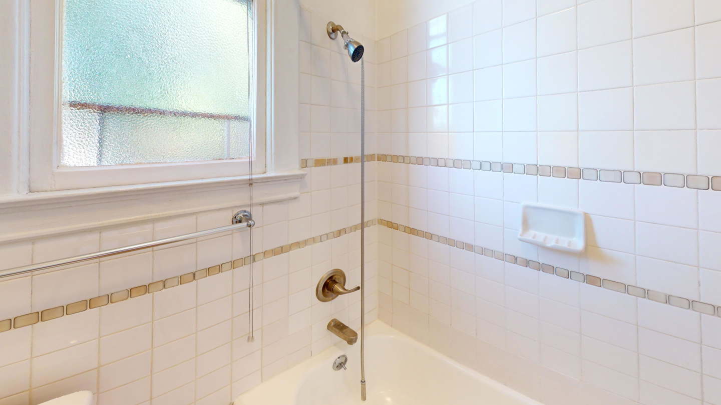 621 Stockton Image 36