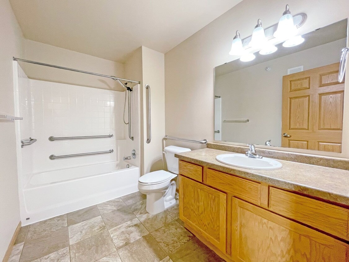 Northern Plains Apartments Image 10