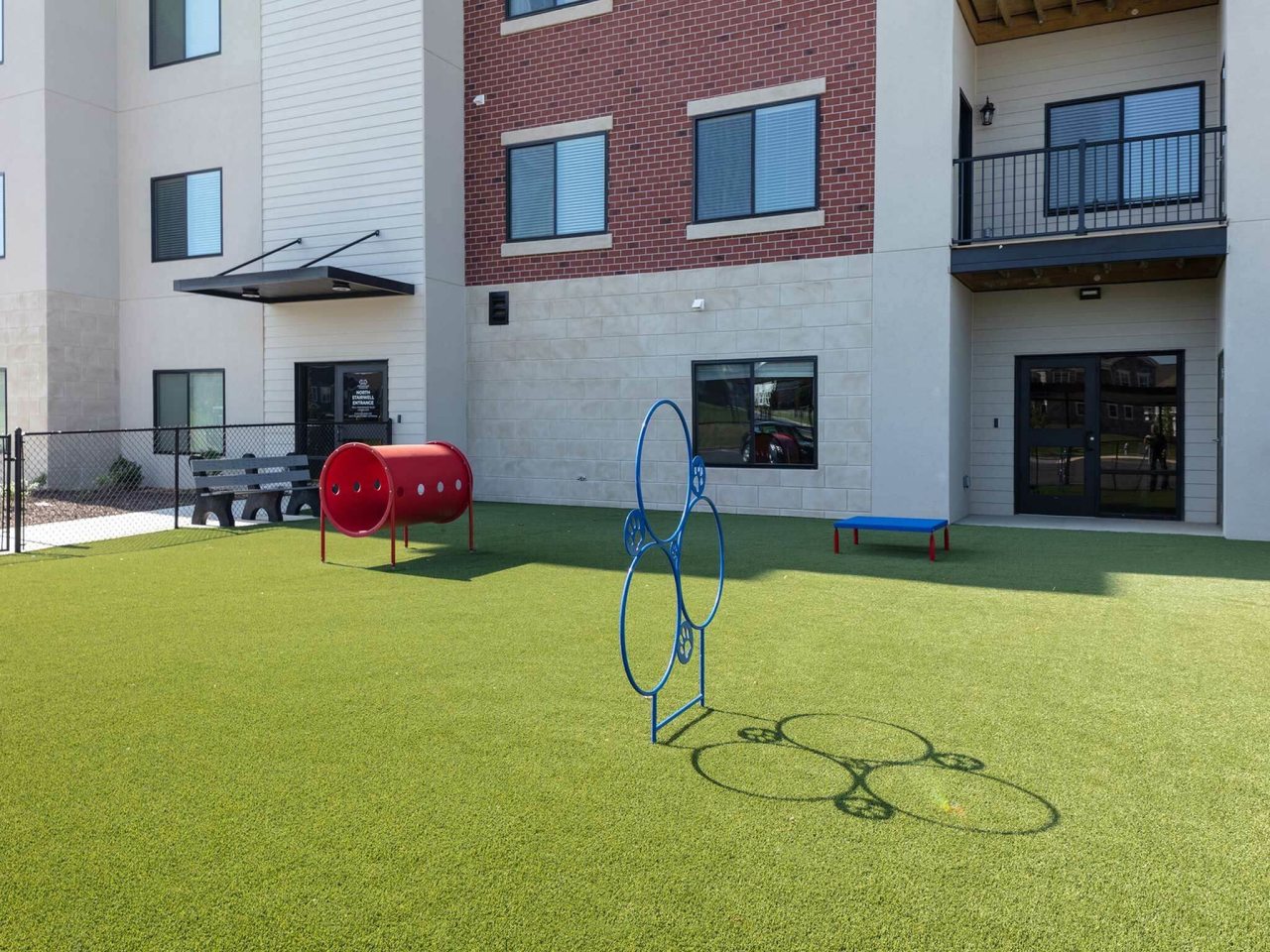 Promenade Commons Image 32
