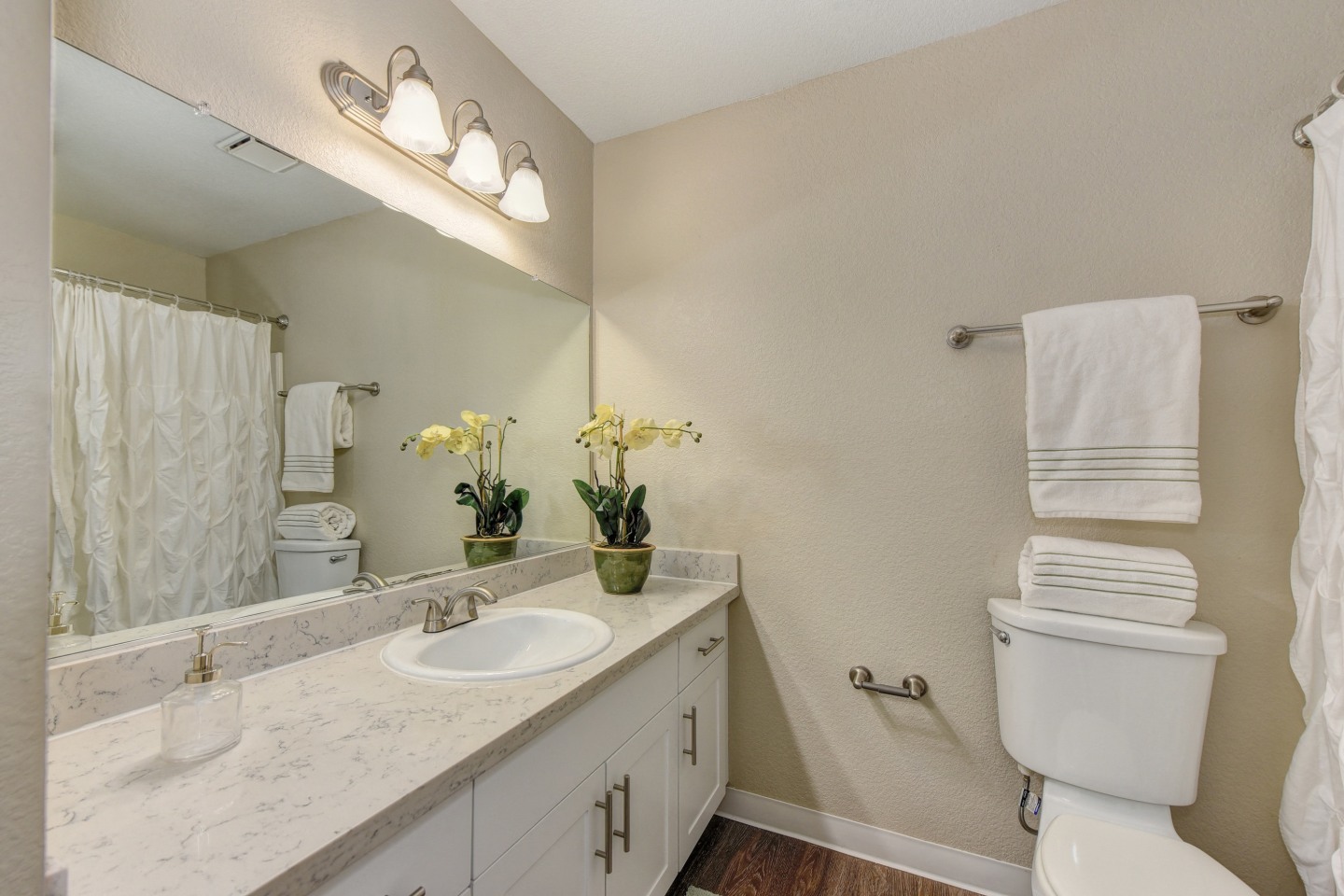 Cobblestone Creek Image 40