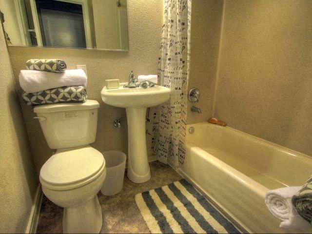 Cornelius Apartments Image 10