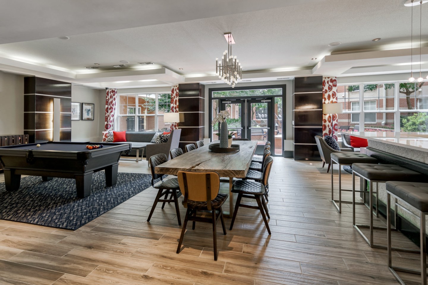 800 Carlyle Image 22