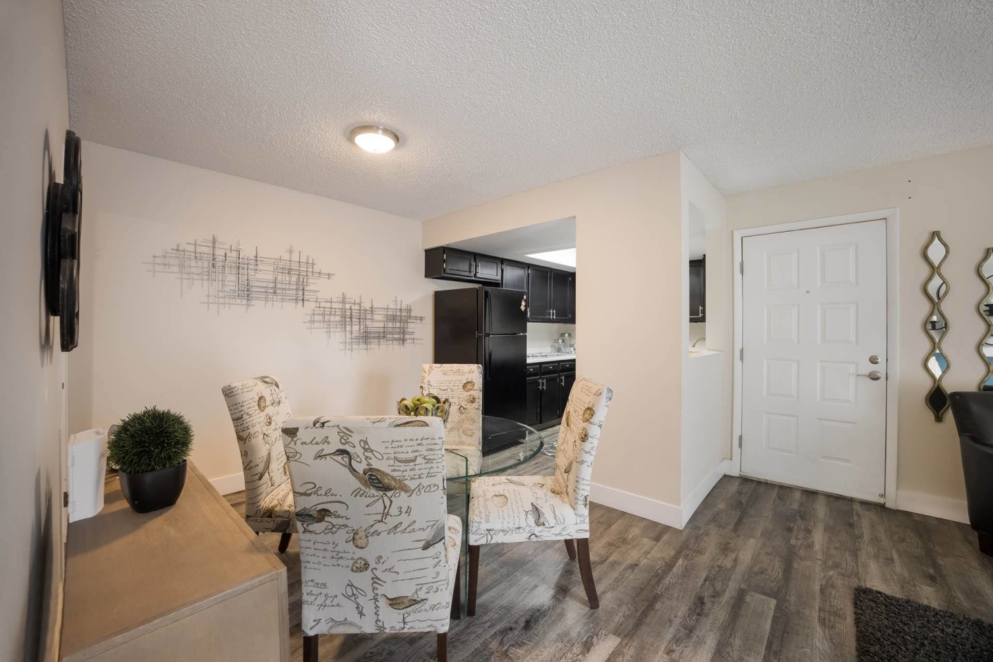 Woodland Hills Apartments Image 11