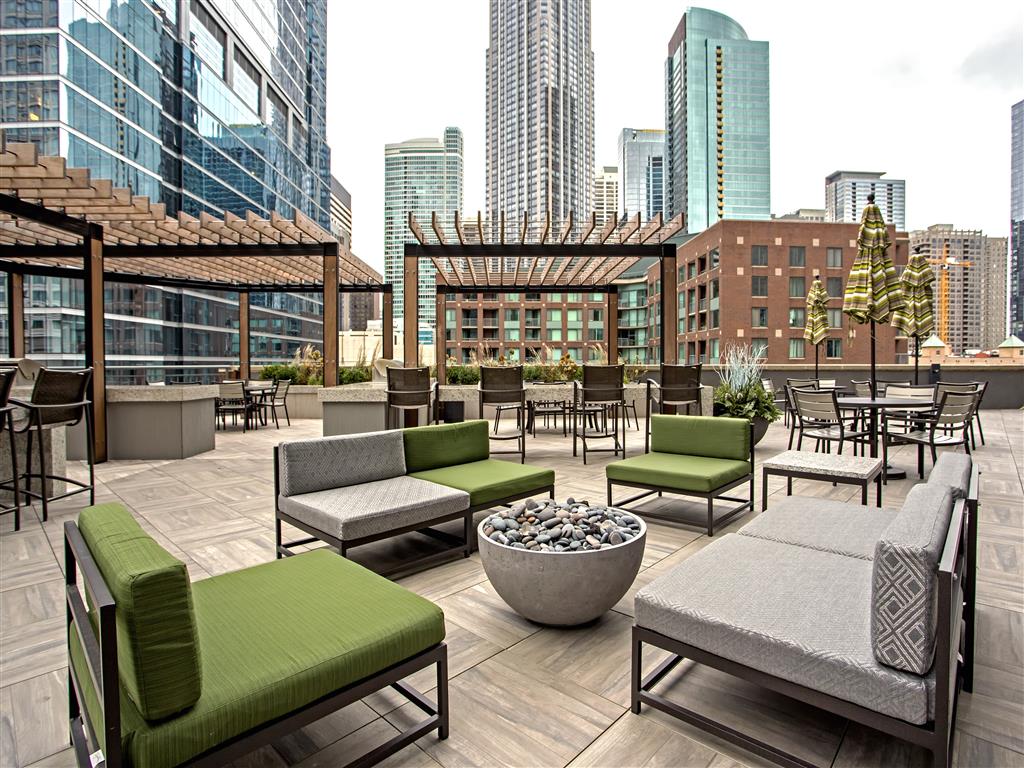 Cityfront Place Image 27