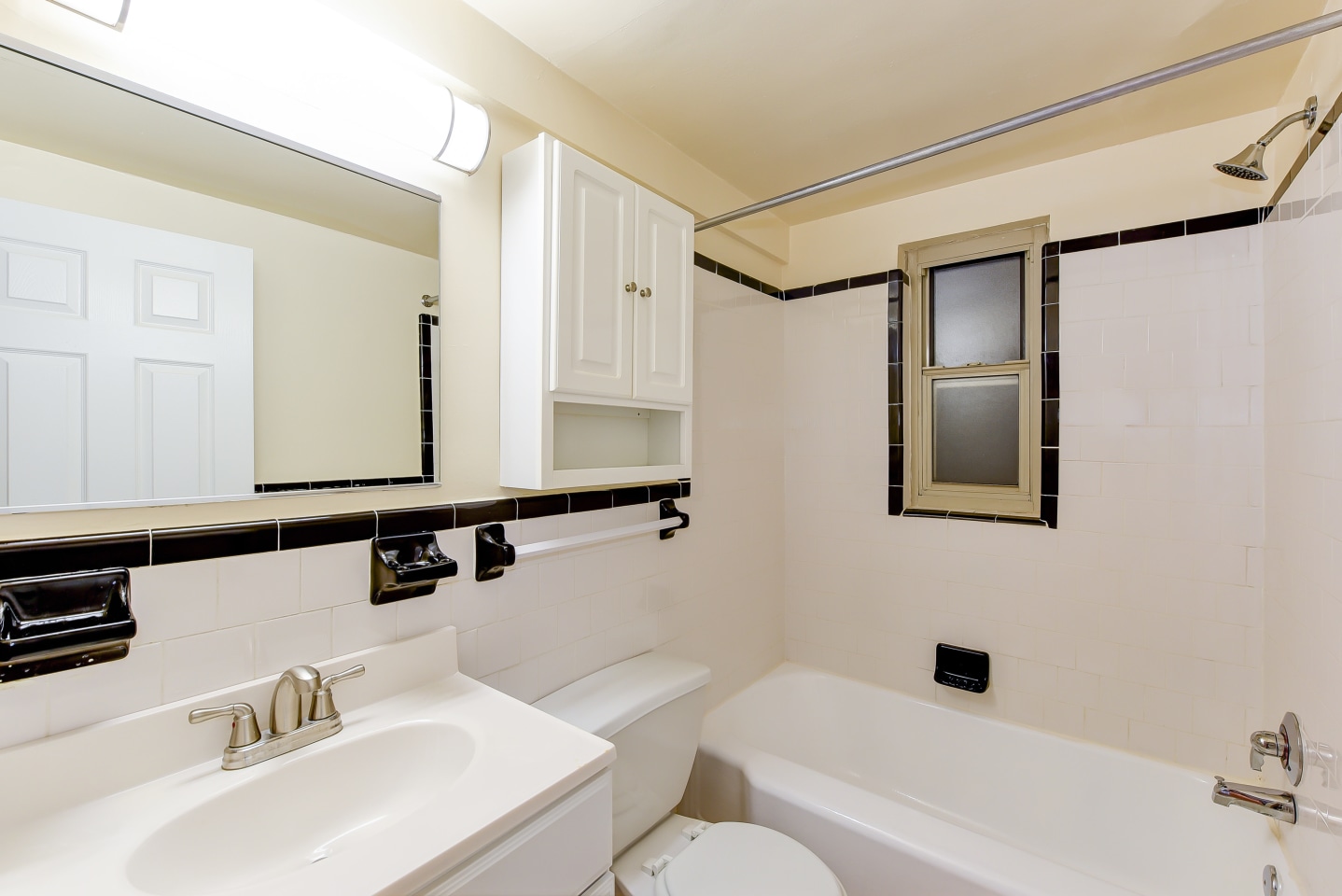 Sherry Hall Image 7