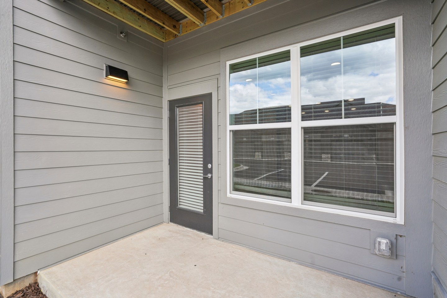 The Pullman Luxury Apartment Homes Image 25