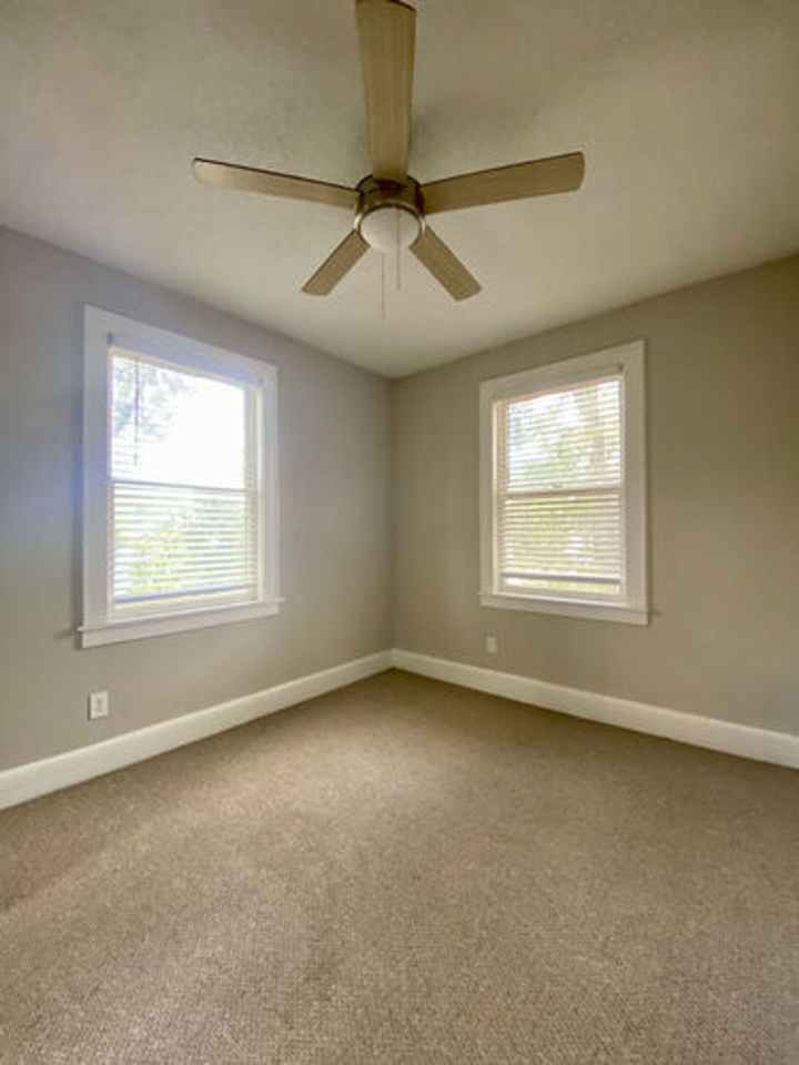 Highland Oaks Image 8