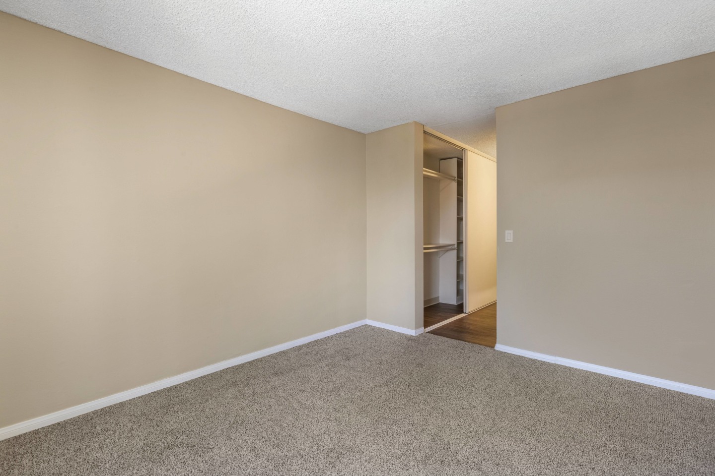Northview-Southview Apartments Image 16
