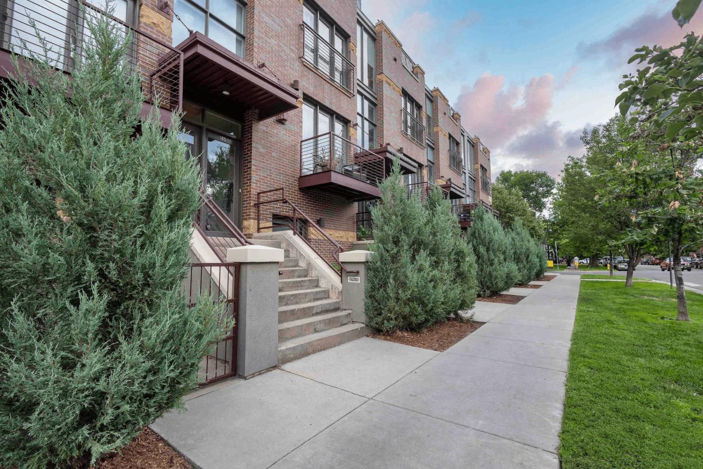 Washington Street Townhomes Image 14