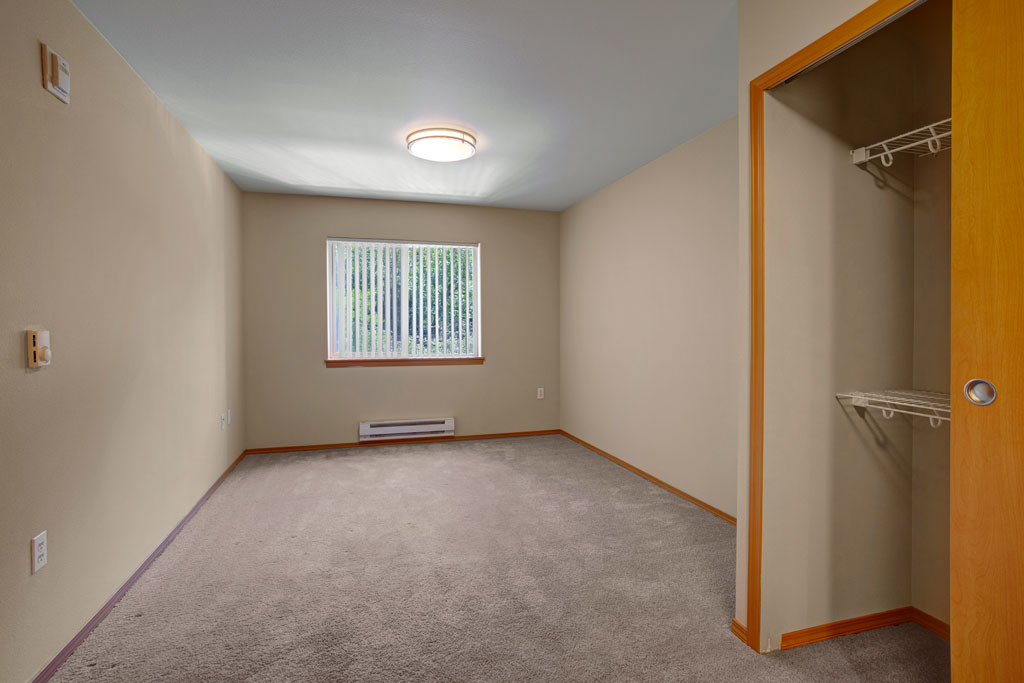Echo Lake Apartments Image 24